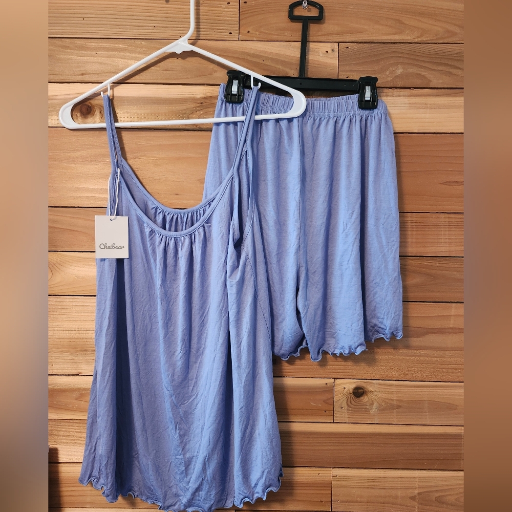 CHeibear Lavender Pajama Set Size M